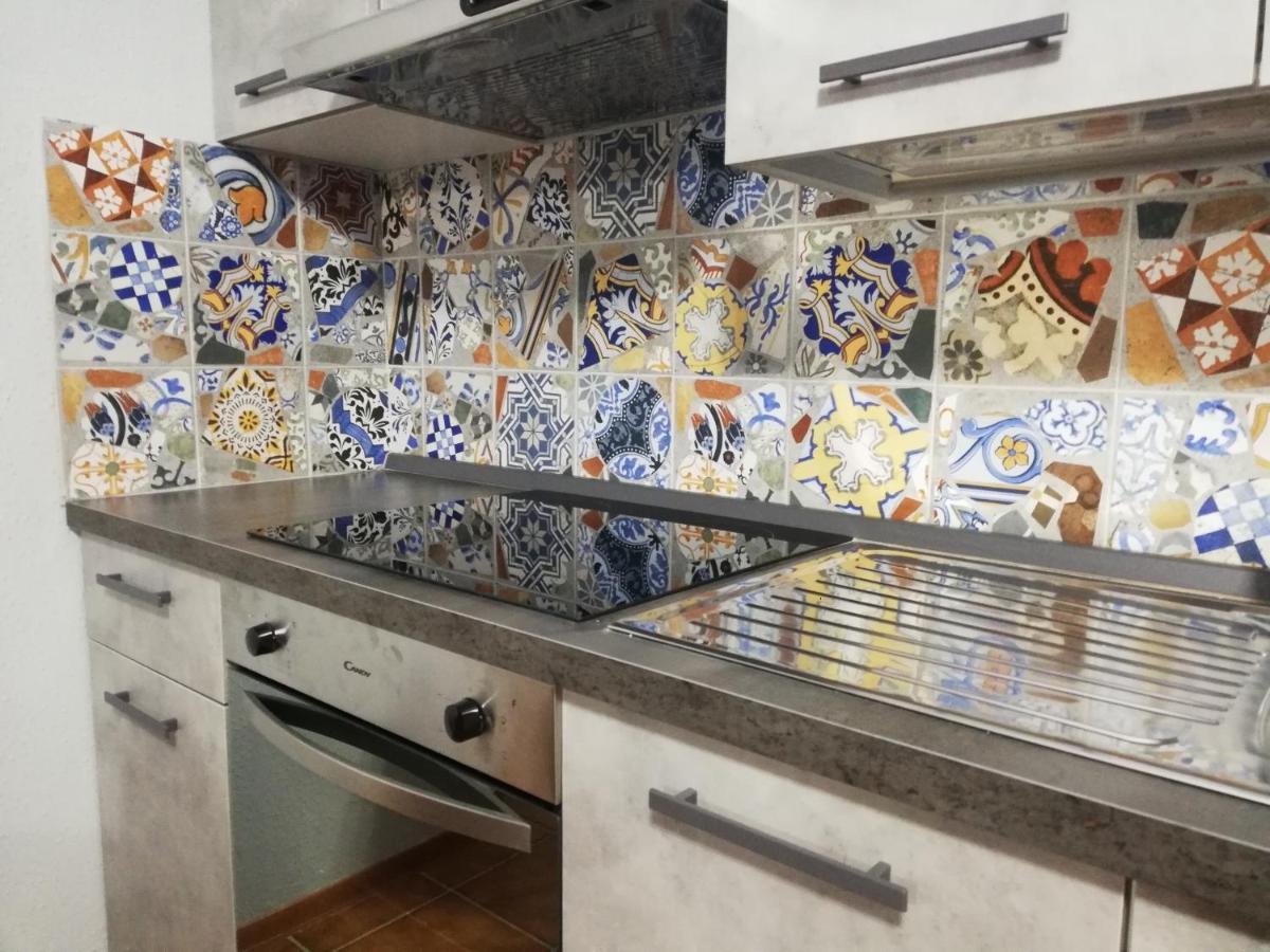 La Taverna Appartamento Scala A Chiocciola Фоллоника Экстерьер фото