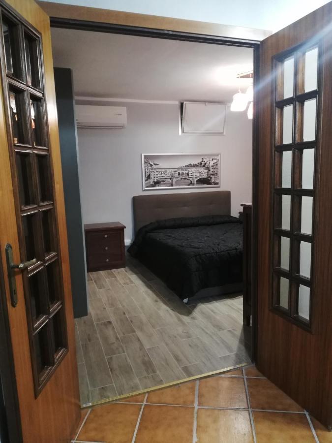 La Taverna Appartamento Scala A Chiocciola Фоллоника Экстерьер фото