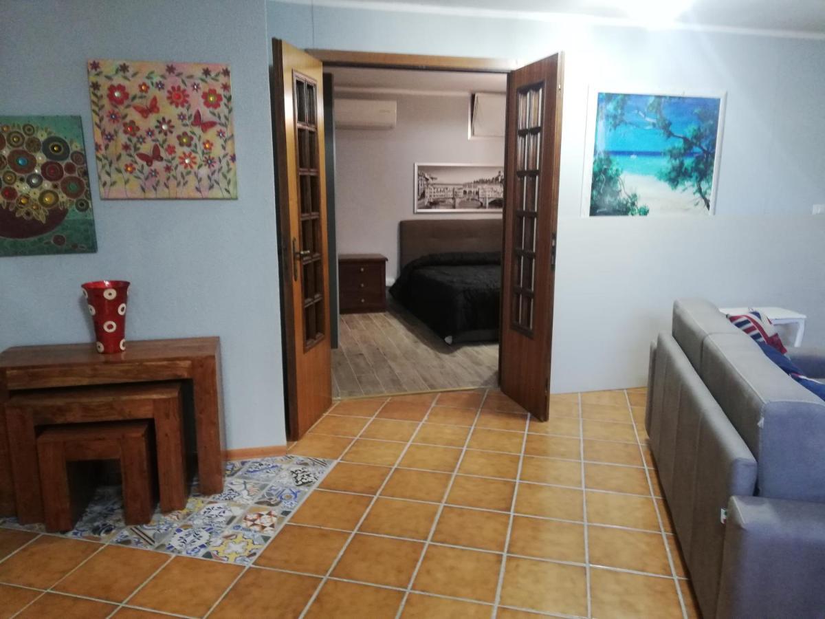 La Taverna Appartamento Scala A Chiocciola Фоллоника Экстерьер фото